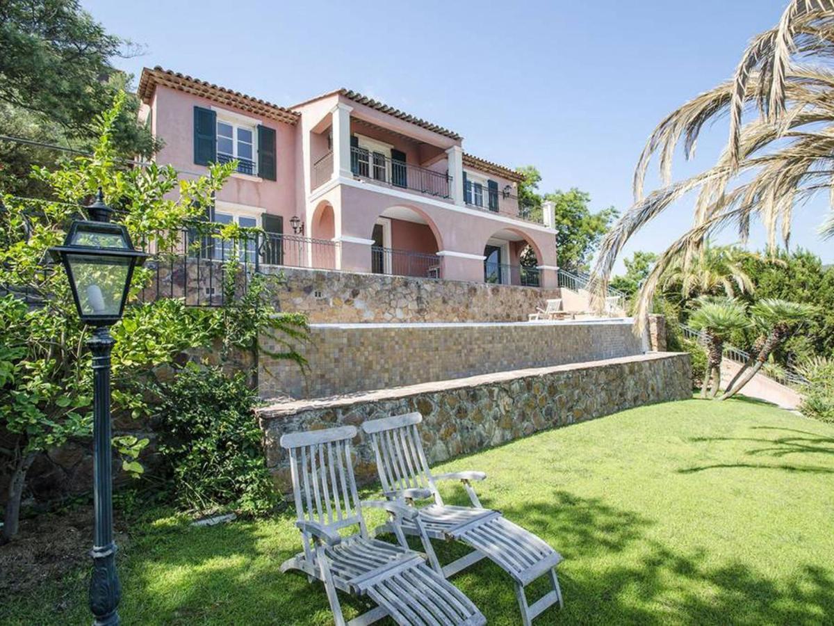 Villa In Antheor With Private Swimming Pool Saint-Raphaël Екстериор снимка